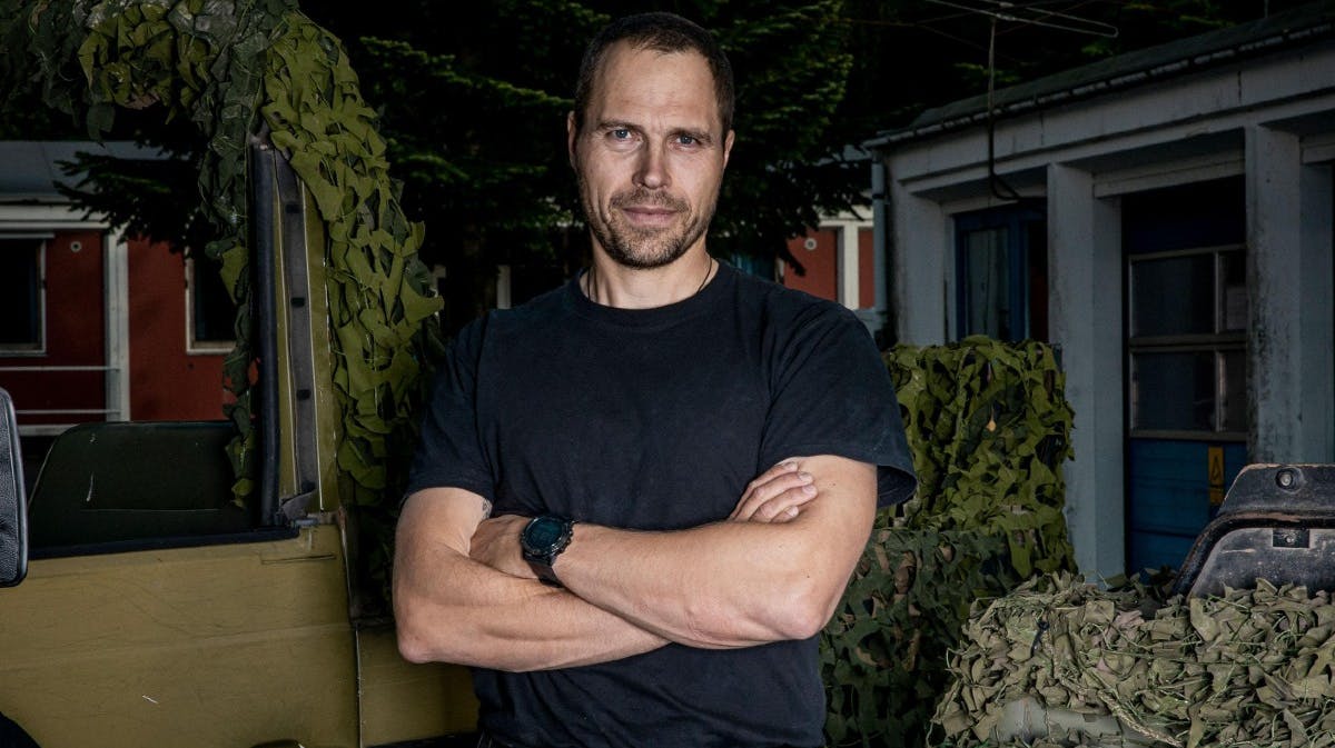 Erik B. Jørgensen er instruktør i "Korpset - gjort af det rette stof"