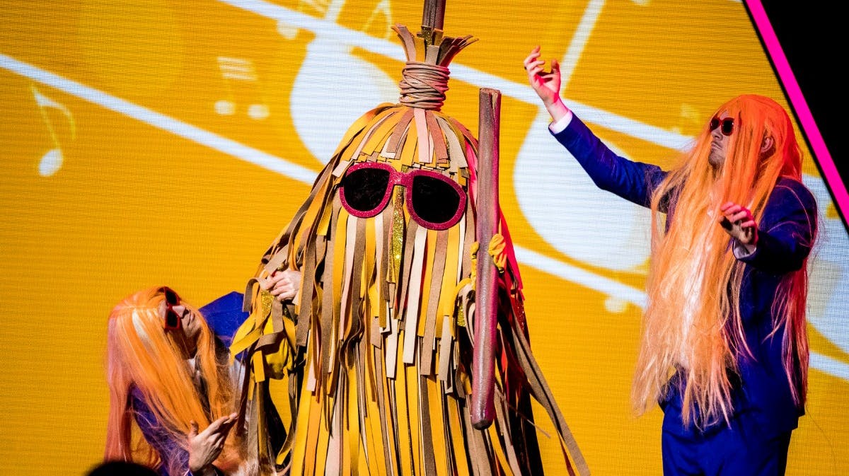 Kost i "Hvem holder masken?"