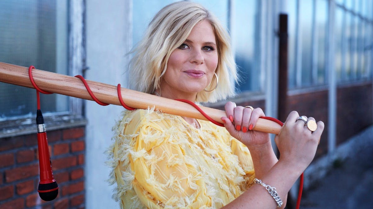 Sofie Linde som vært på Zulu Comedy Galla 2020