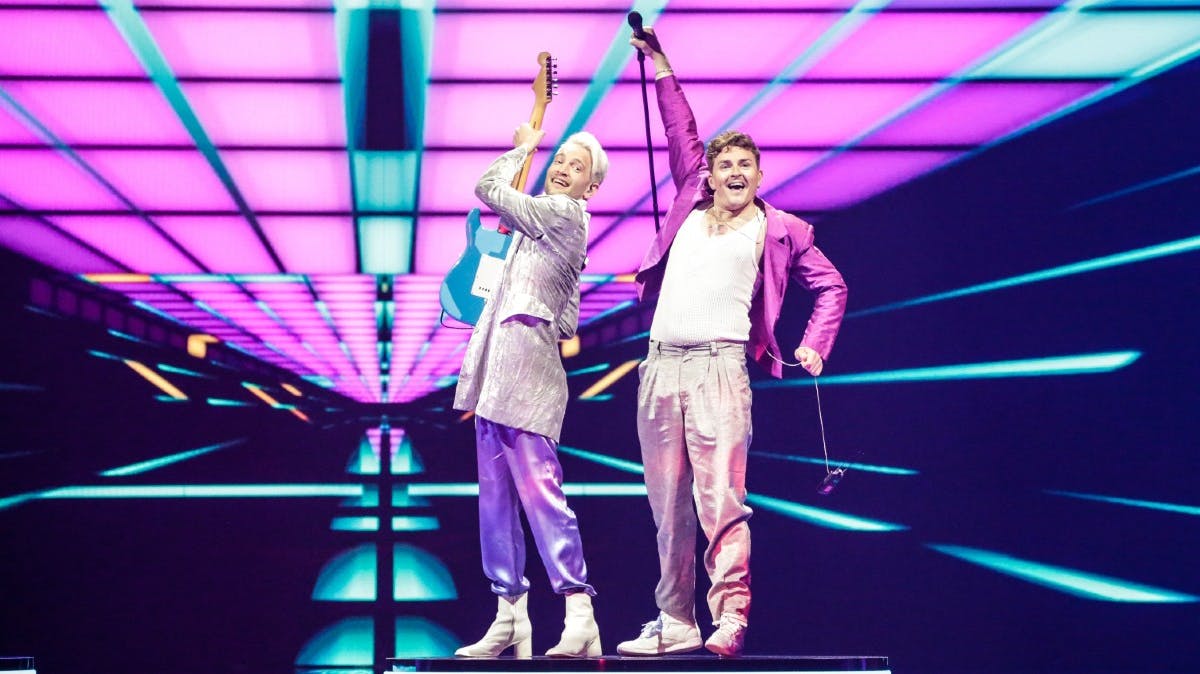 https://imgix.billedbladet.dk/media/article/fyrogflamme-paascenen_eurovision.jpg