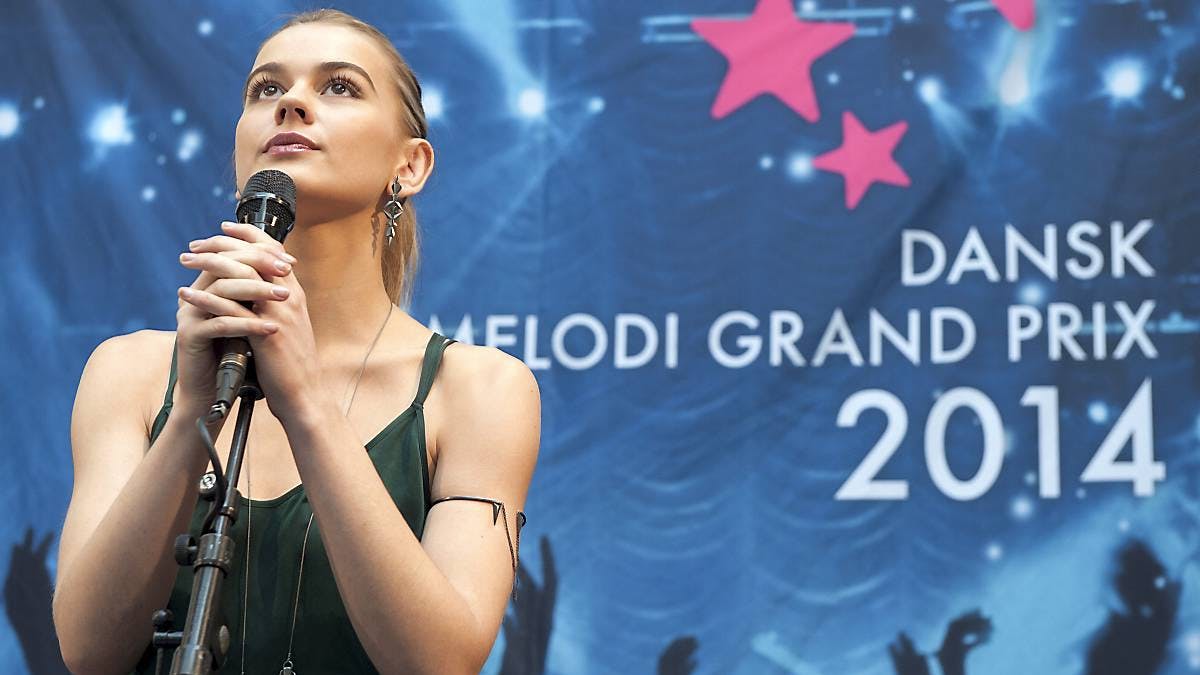 Sidste års Melodi Grand Prix- og Eurovisionsvinder Emmelie de Forest ved Melodi Grand Prix-pressemøde.