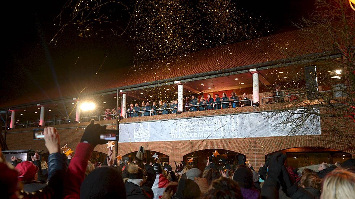 Herrelandsholdet i håndbold hyldes i Herning efter EM-finalen mod Frankrig.