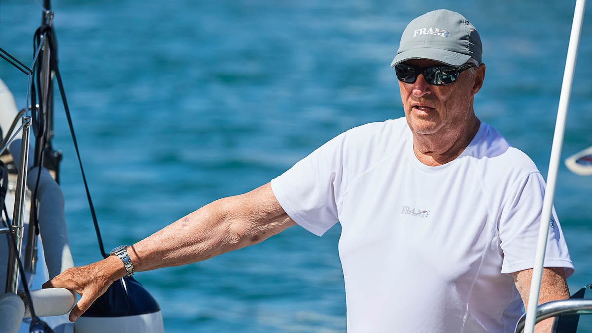 Kong Harald under Copa del Rey Mapfre Sailing Cup i 2019.
