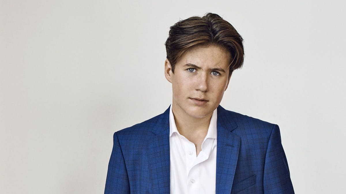 Prins Christian på et af kongehusets officielle billeder. 
