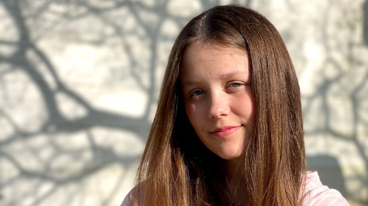 Et af de søde officielle billeder af prinsesse Isabella fra hendes 14-års fødselsdag. 