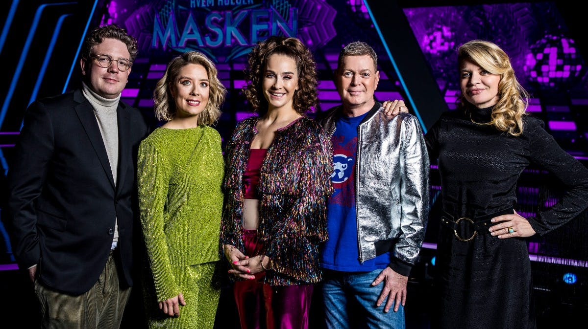 Frederik Cilius, Sofie Jo Kaufmanas, Ibi Støving, Peter Frödin og Mille Dinesen i &quot;Hvem holder masken?&quot;