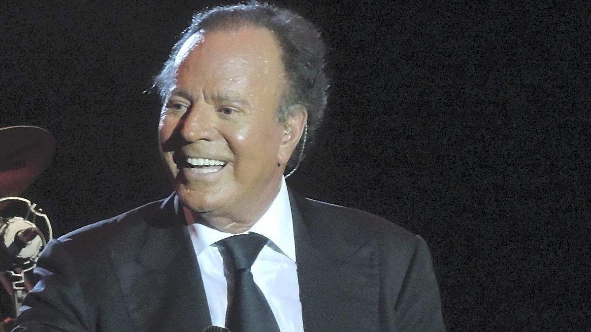 Julio Iglesias