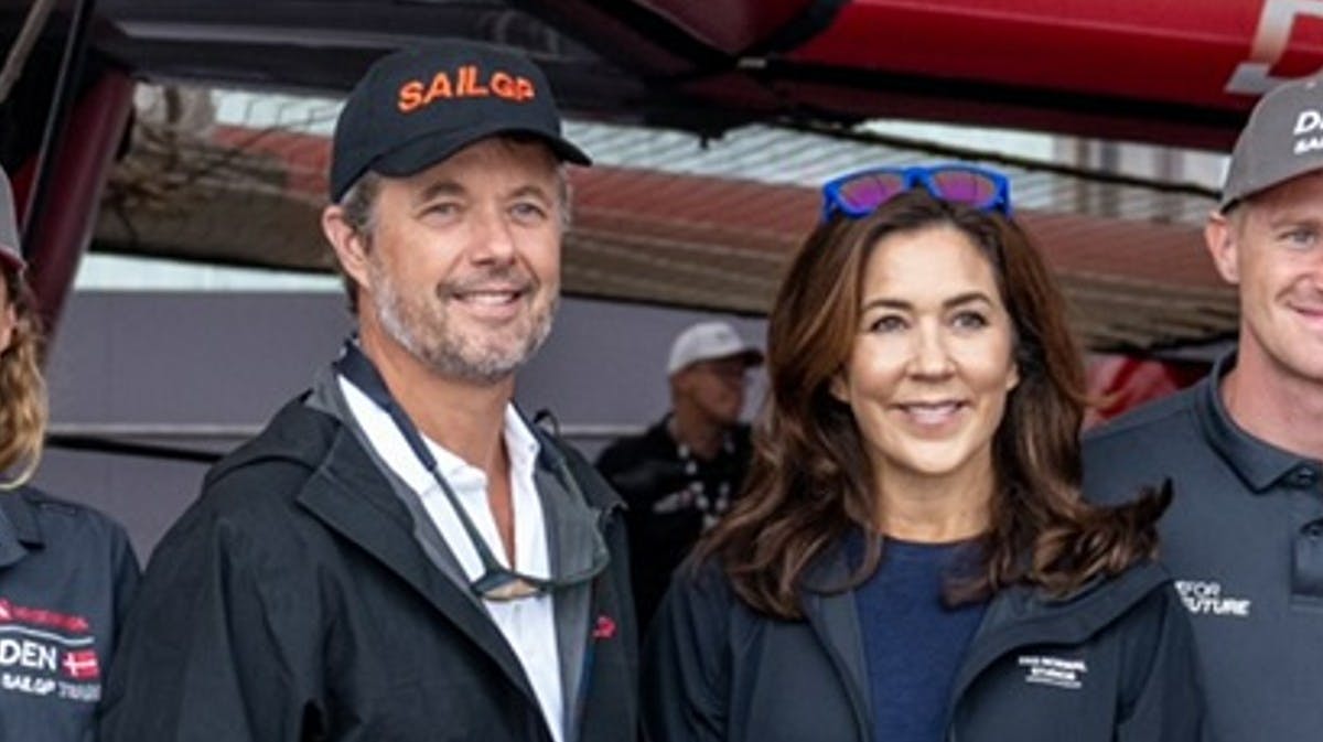 Kronprinsparret under mødet med det danske sejlteam. 