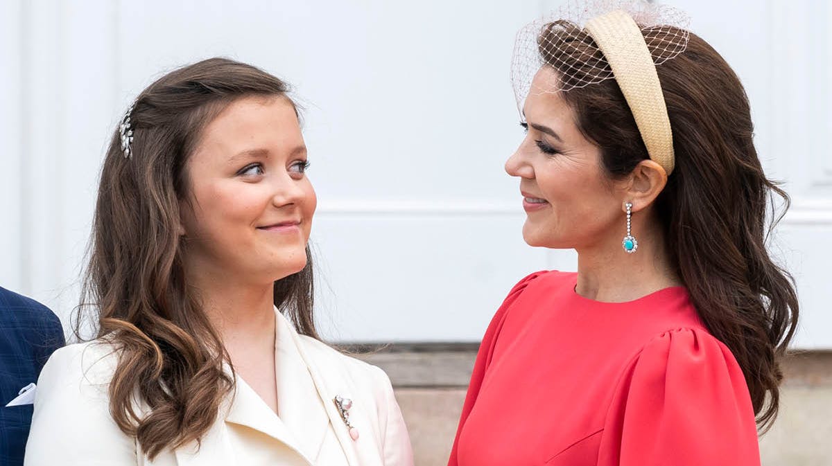 Prinsesse Isabella og kronprinsesse Mary. 