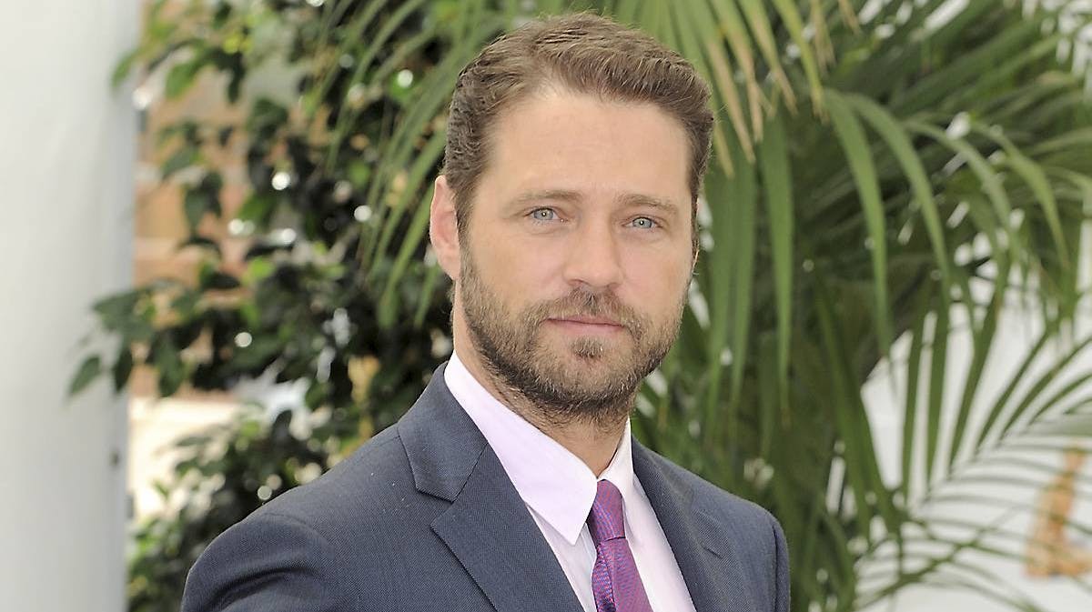 Jason Priestley.