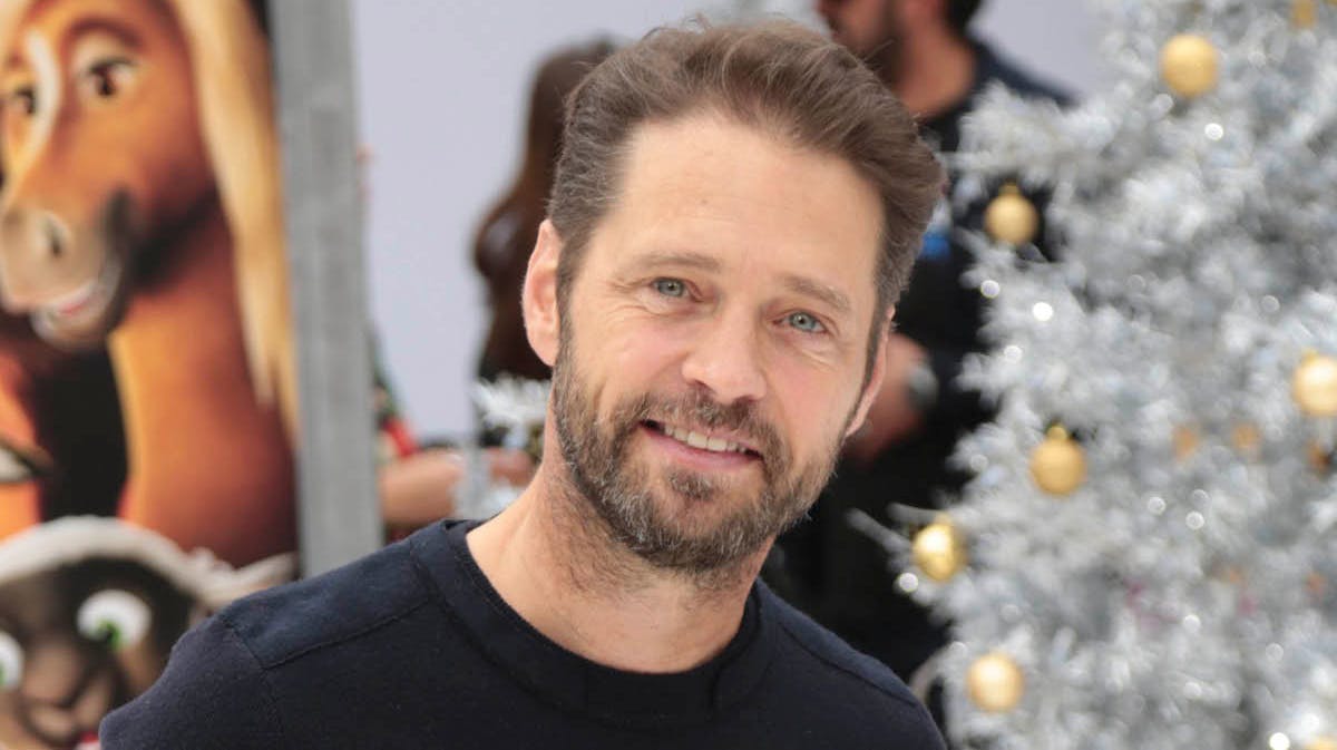 Jason Priestly fotograferet i december 2017.