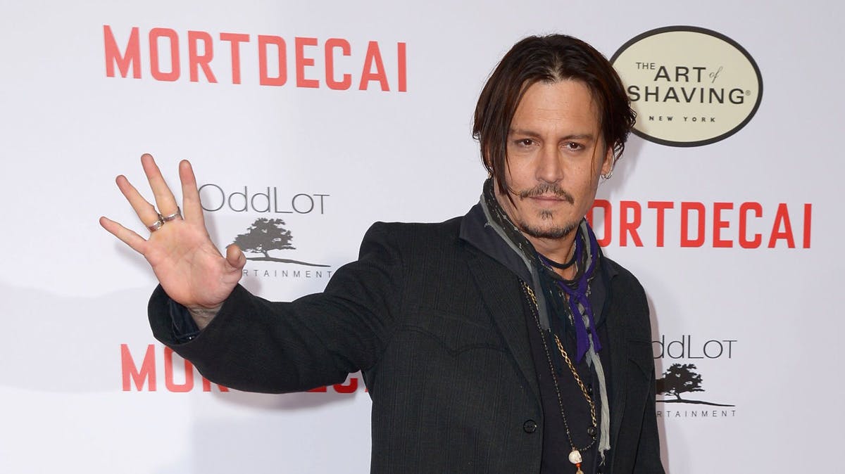 https://imgix.billedbladet.dk/media/article/johnnydepp.jpg