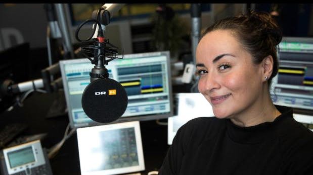 https://imgix.billedbladet.dk/media/article/julie_berthelsen.jpg