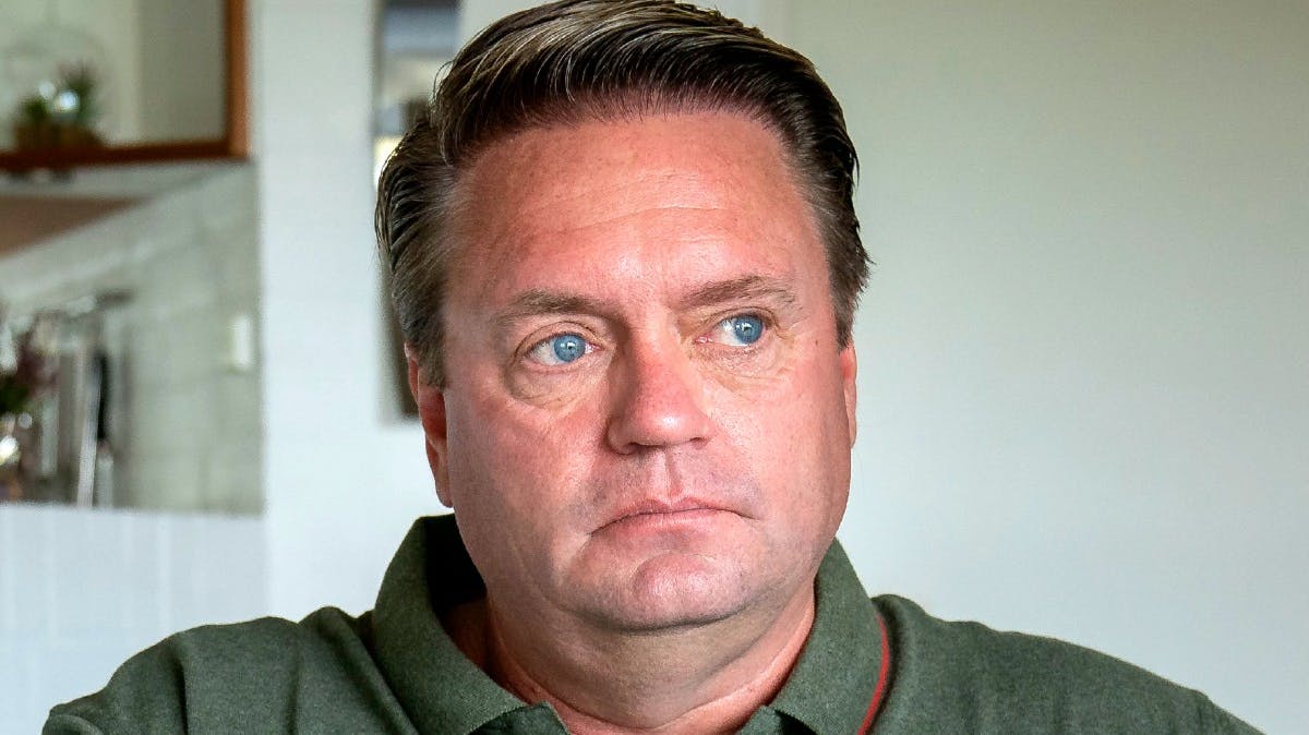 https://imgix.billedbladet.dk/media/article/kandis-johnny_beskaaret.jpg