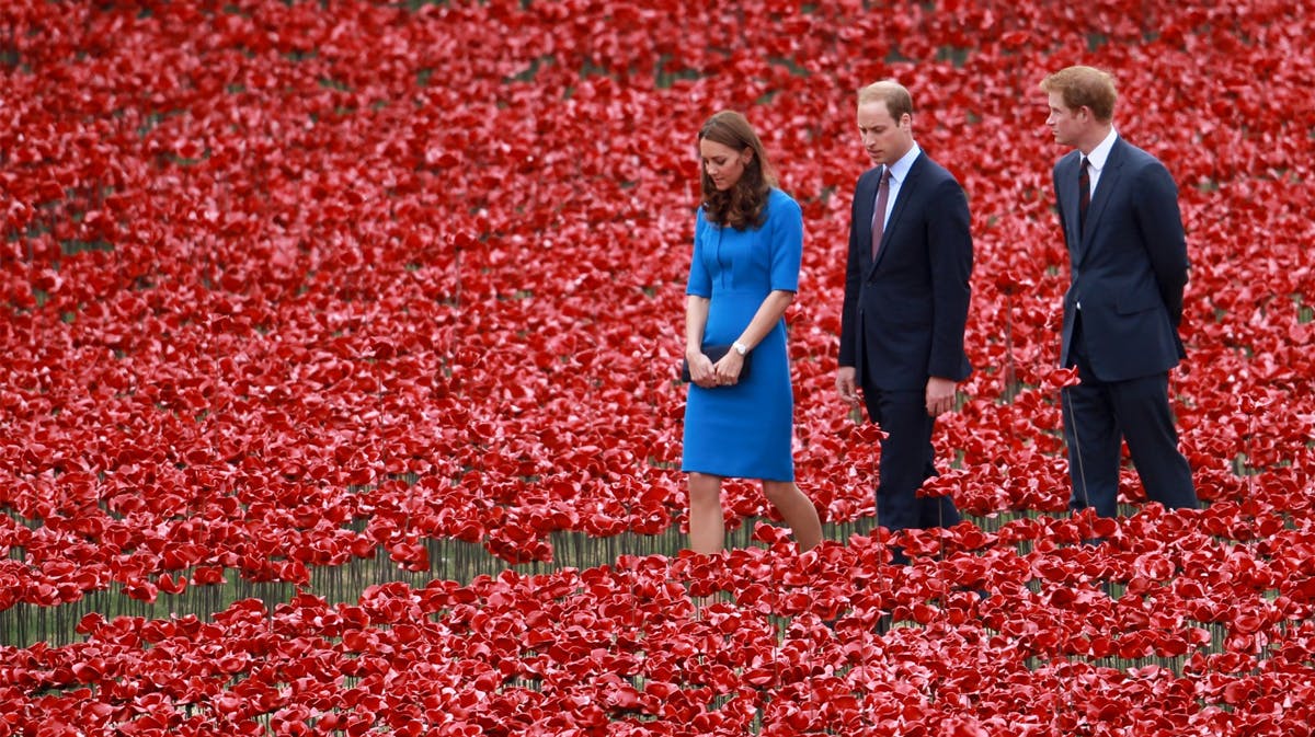 Hertuginde Kate, prins William og prins Harry.