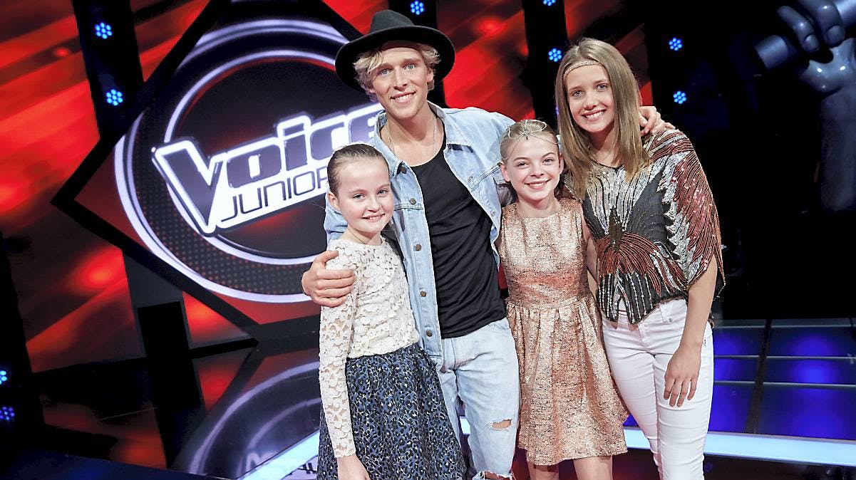 - Nyd det, sagde Christopher til de tre unge talenter, der er klar til finalen i Voice Junior