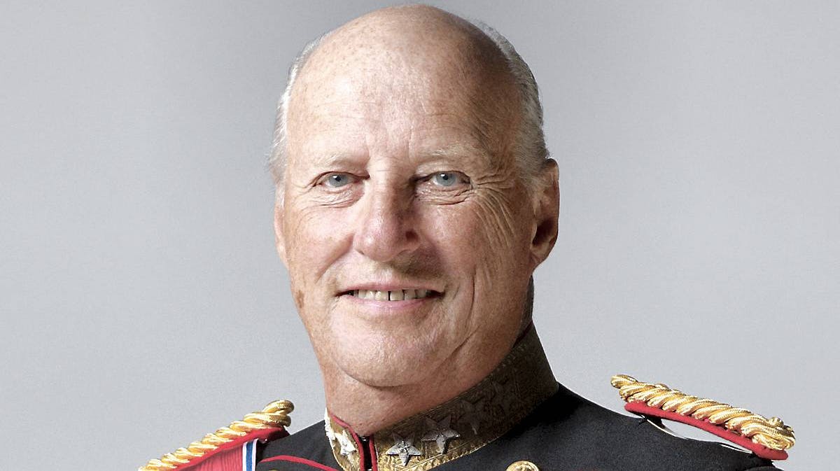 https://imgix.billedbladet.dk/media/article/kong_harald.jpg