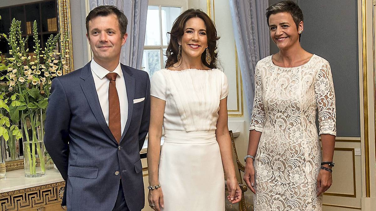 Kronprins Frederik, kronprinsesse Mary samt økonomi- og indenrigsminister Margrethe Vestager (RV).