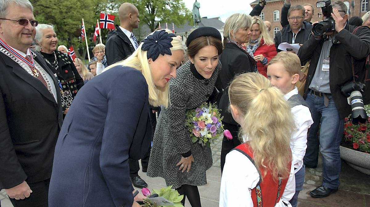 Kronprinsesse Mette-Marit og kronprinsesse Mary i Norge.