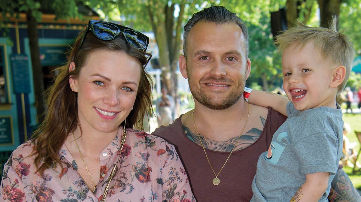 Lisbeth Østergaard med manden Ralf og sønnen Viggo