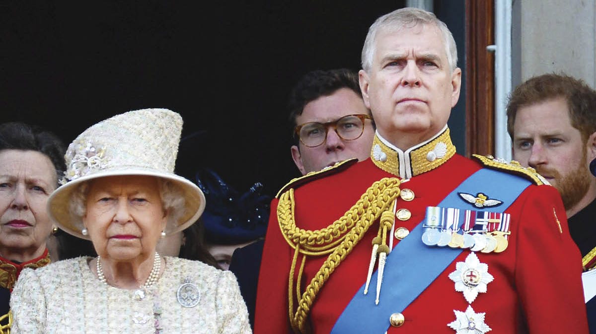 Dronning Elizabeth og prins Andrew i 2019.