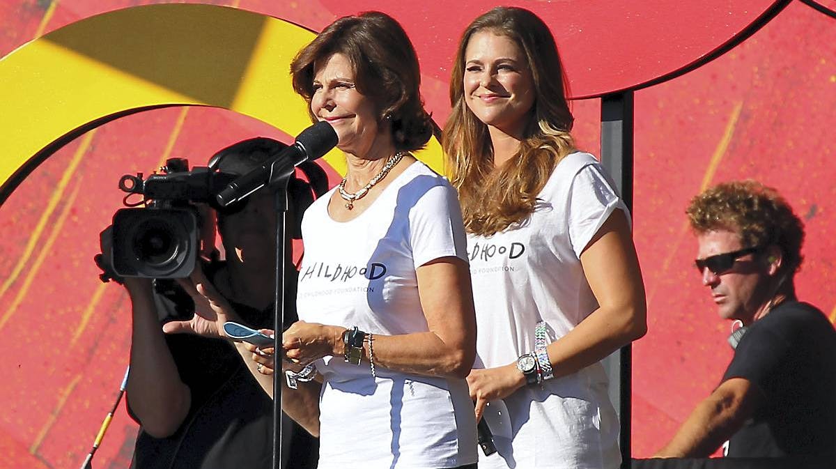 Dronning Silvia og prinsesse Madeleine.