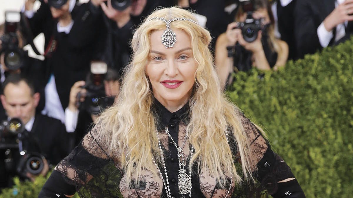 Madonna til Met Gala i 2016.