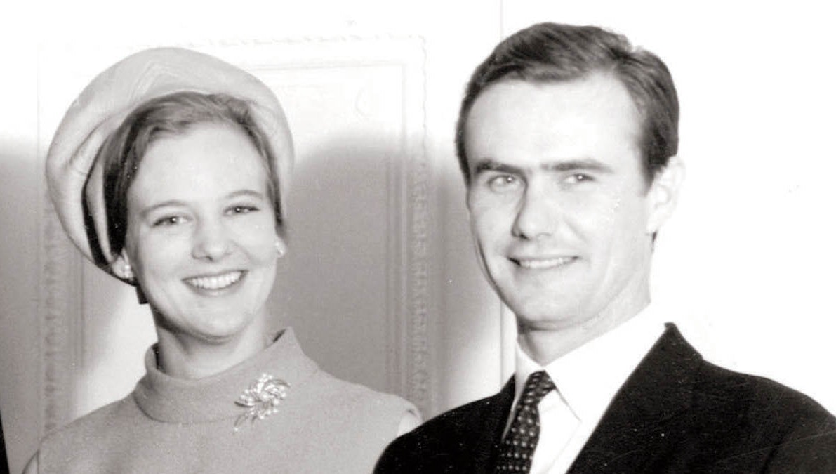 Prinsesse Margrethe og grev Henri på deres forlovelsesdag.