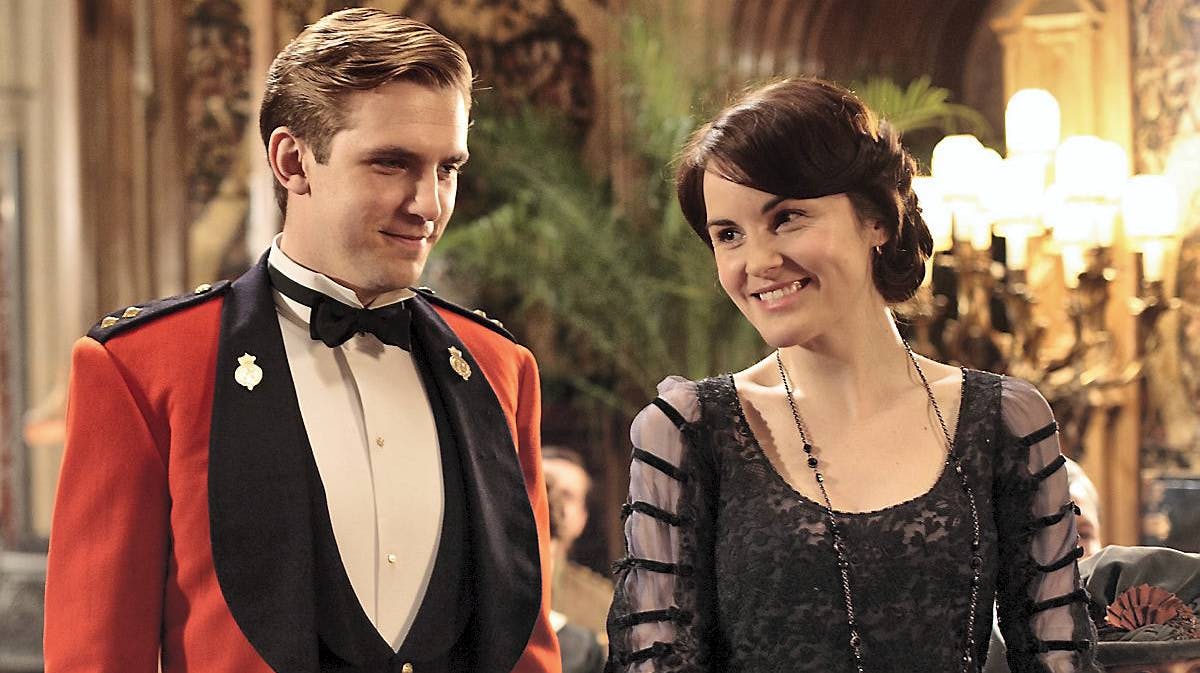 Dan Stevens som Matthew Crawley og Michelle Dockery som lady Mary i "Downton Abbey".