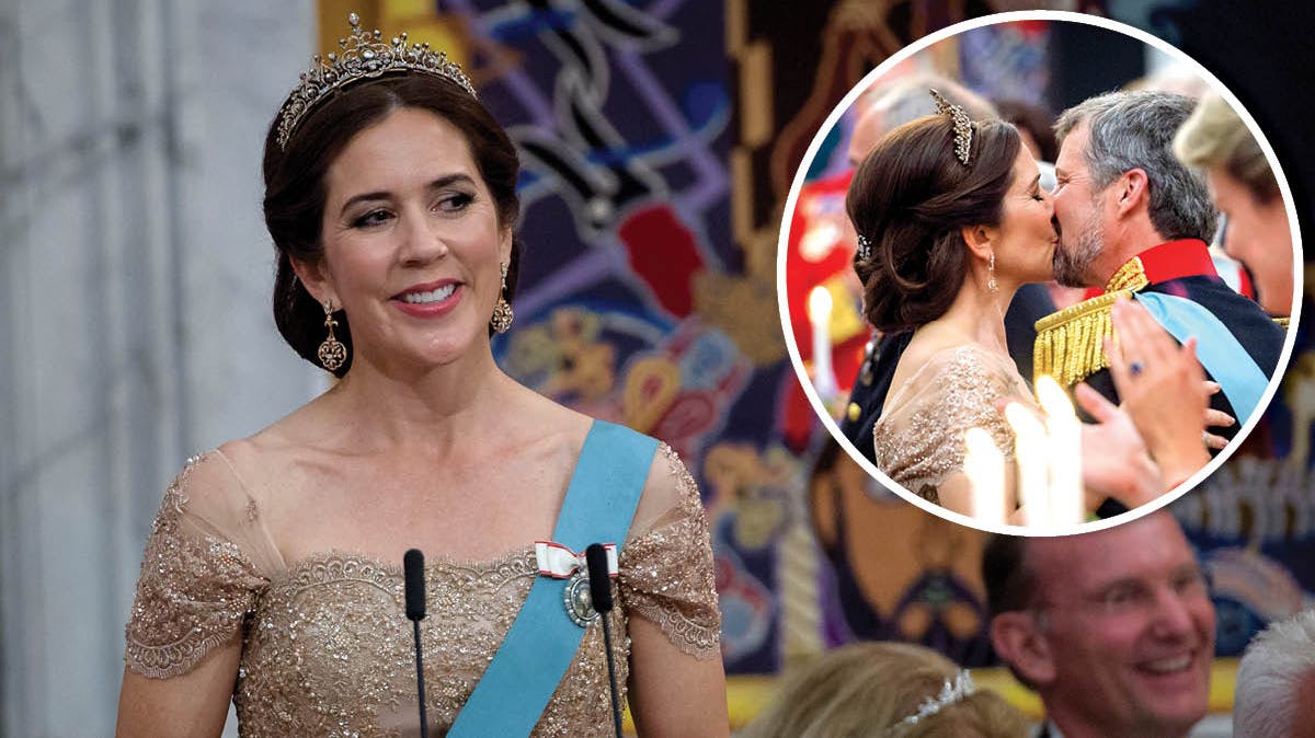 https://imgix.billedbladet.dk/media/article/marytop_foeds.jpg