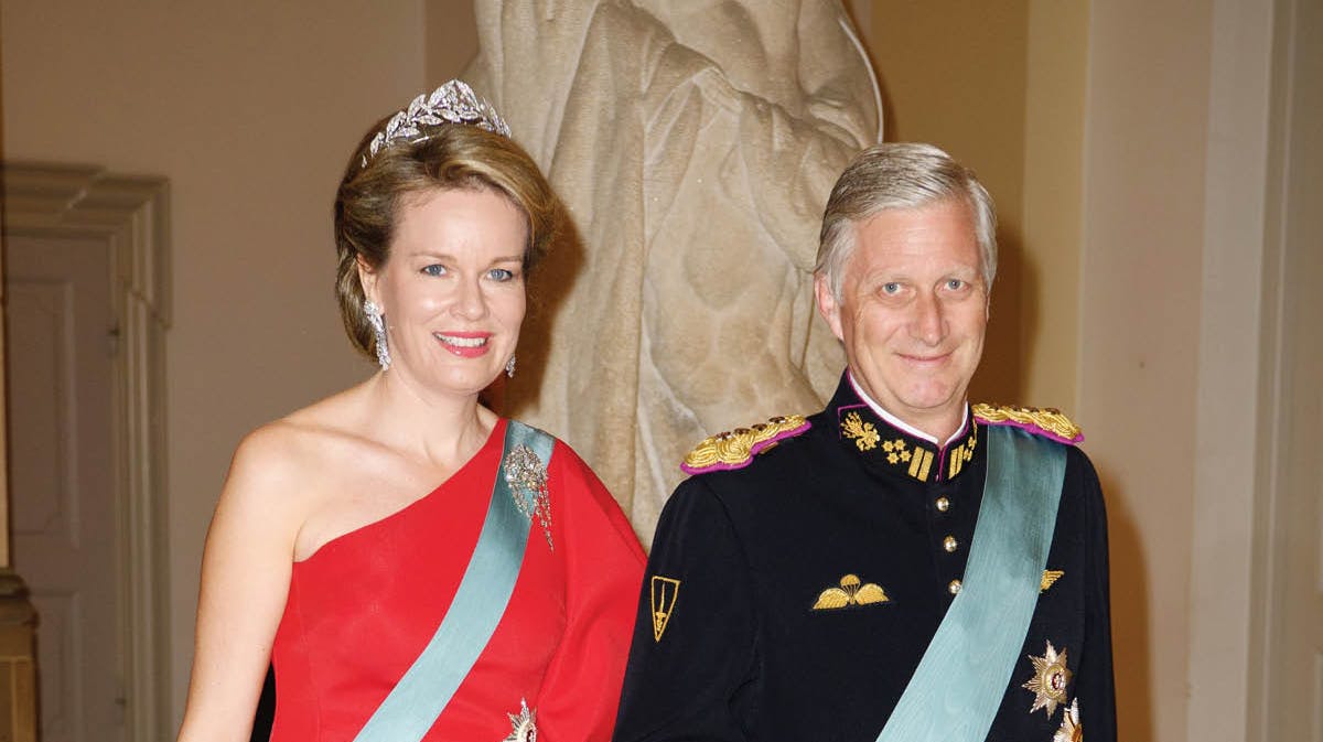 Dronning Mathilde og kong Philippe ved kronprins Frederiks 50-års fødselsdag.