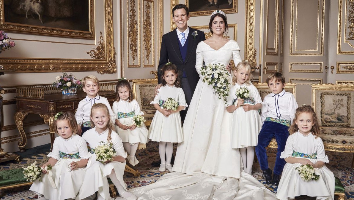 Prinsesse Eugenie og Jack Brooksbank med de otte brudebørn