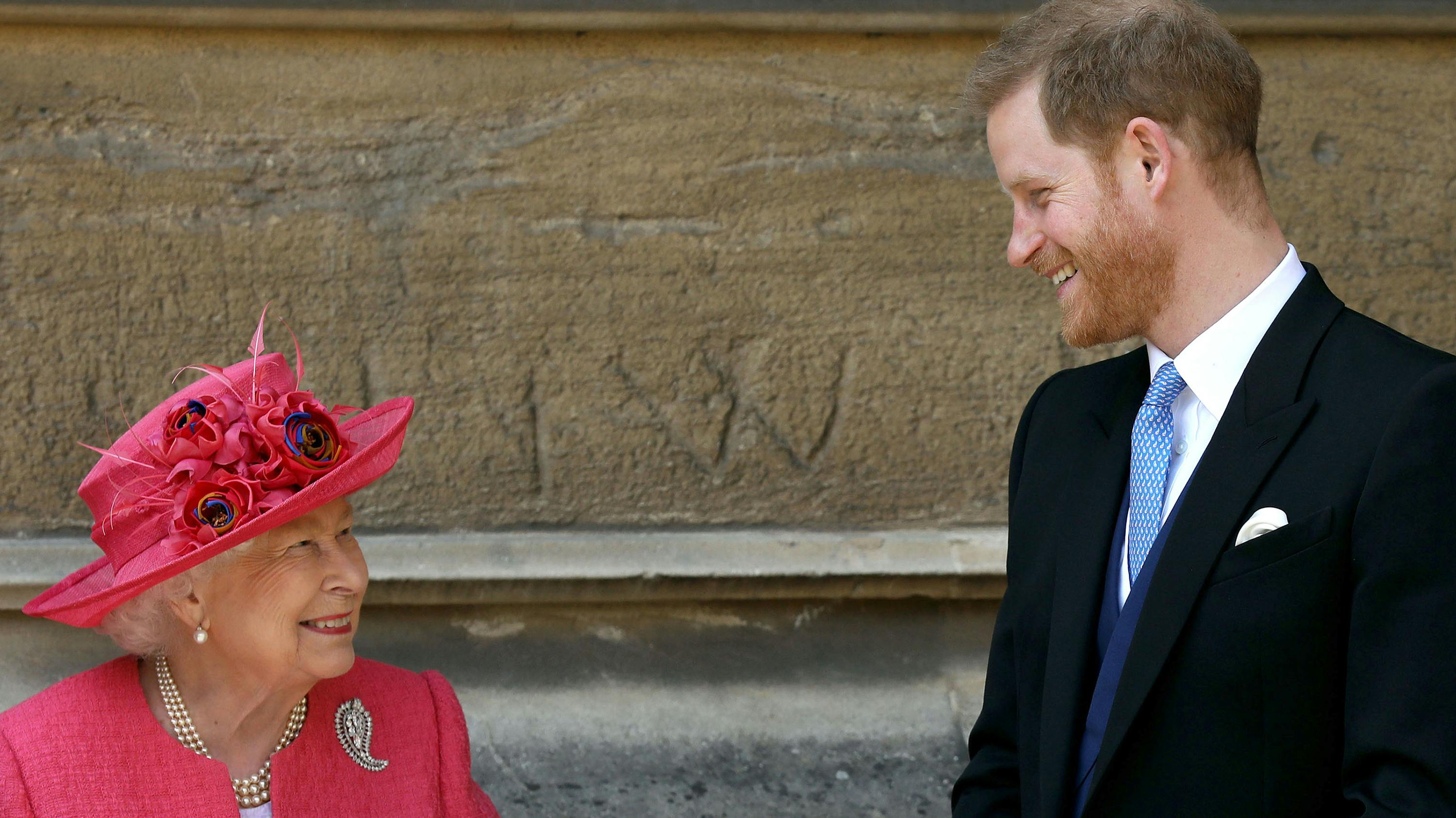 Dronning Elizabeth og prins Harry