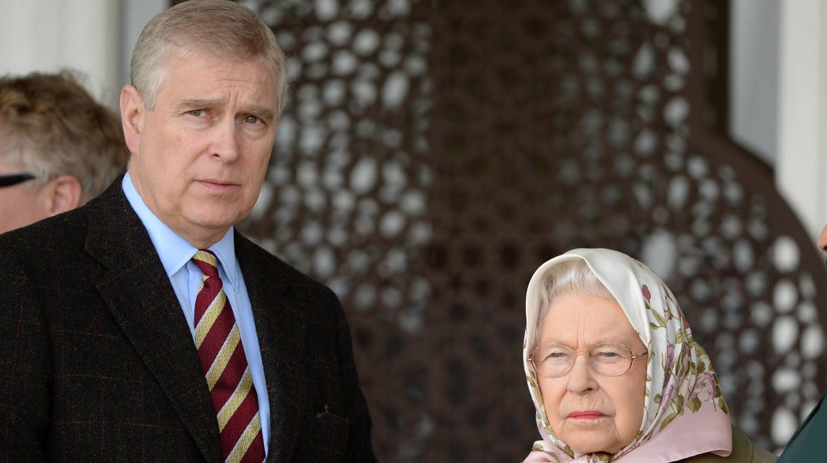 Prins Andrew og dronning Elizabeth. 