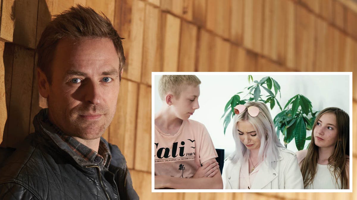 Kristian Bech samt Emilie, Mikkel og Maria i &quot;Som sunket i jorden&quot;.