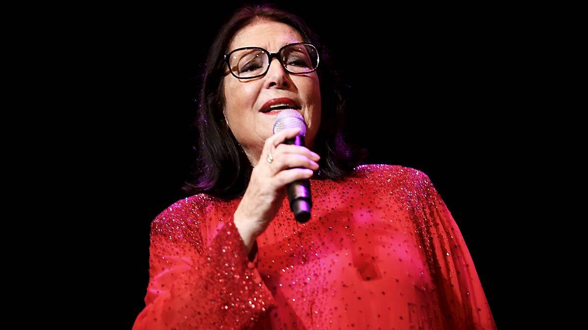 Nana Mouskouri