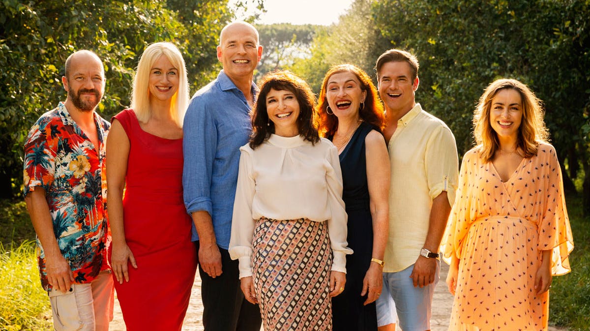 Benjamin Boe Rasmussen, Xenia Lach Nielsen, Niels Olsen, Susanne Bier, Bodil Jørgensen, Silas Holst & Maria Lucia. 