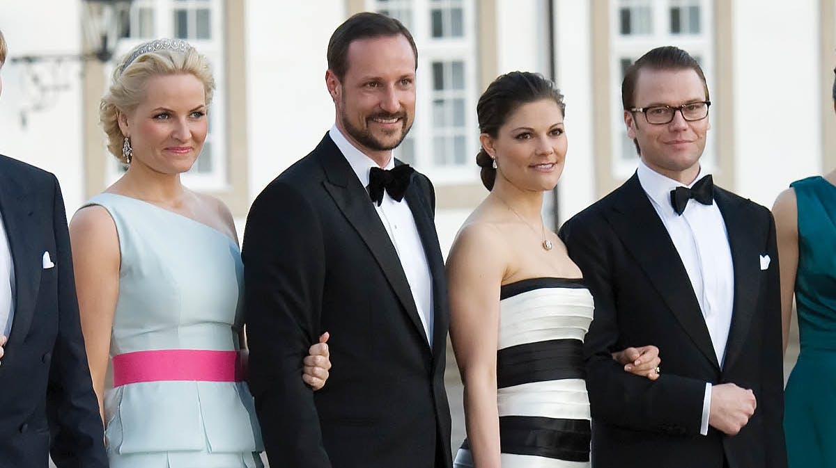 Kronprinsesse Mette-Marit, kronprins Haakon, kronprinsesse Victoria og prins Daniel.