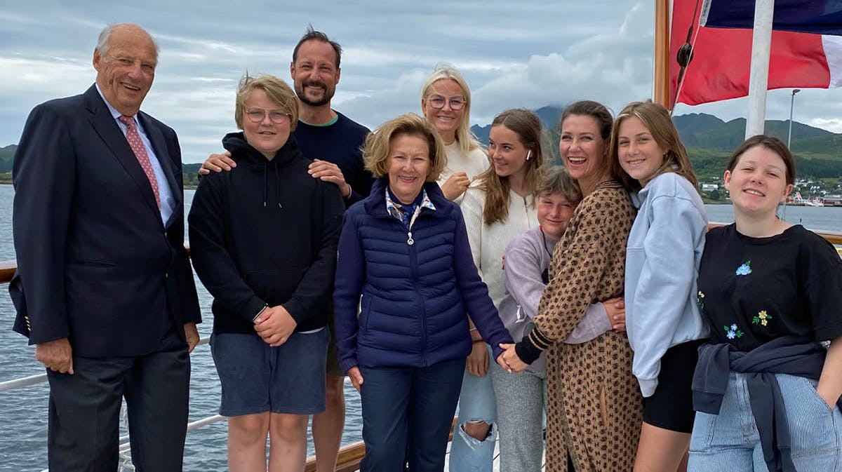 Den norske kongefamilie på tur