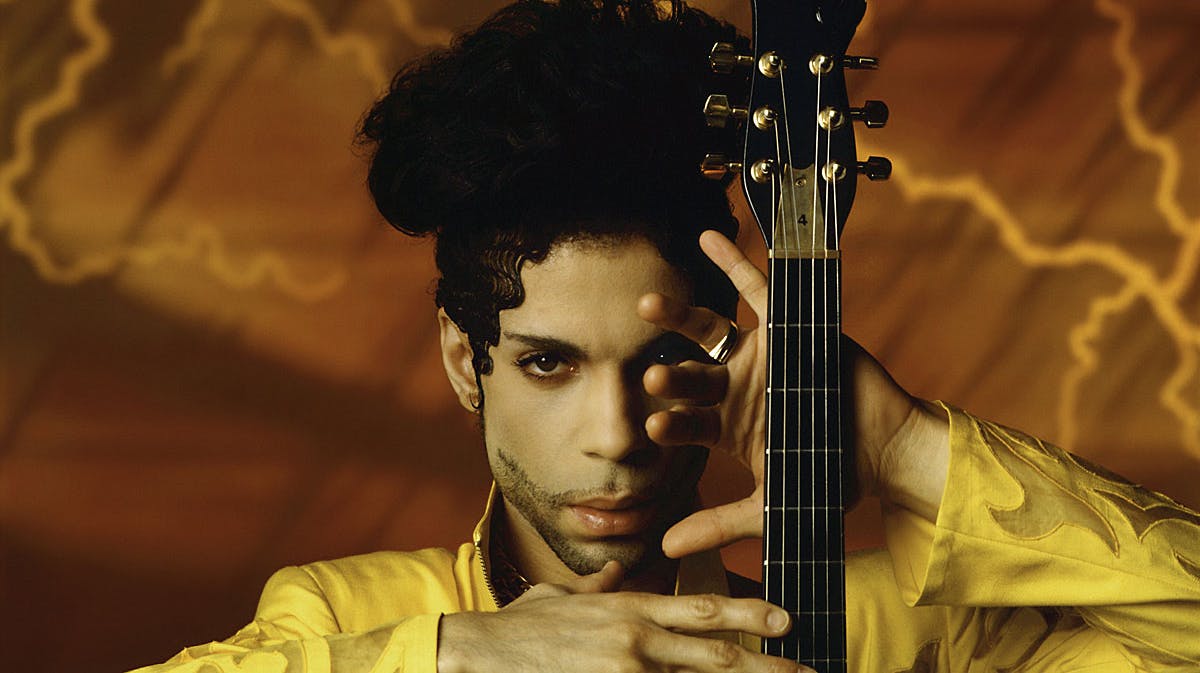 Popstjernen Prince er død 57 år gammel.