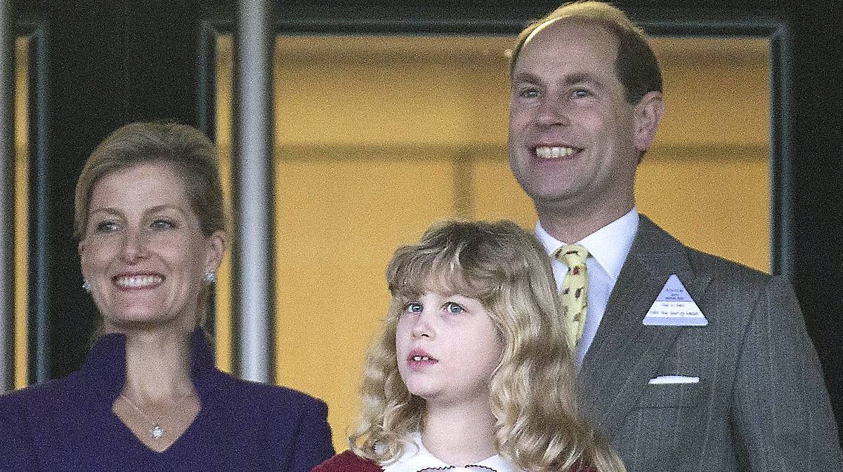 Grevinde Sophie, prins Edward og datteren lady Louise.