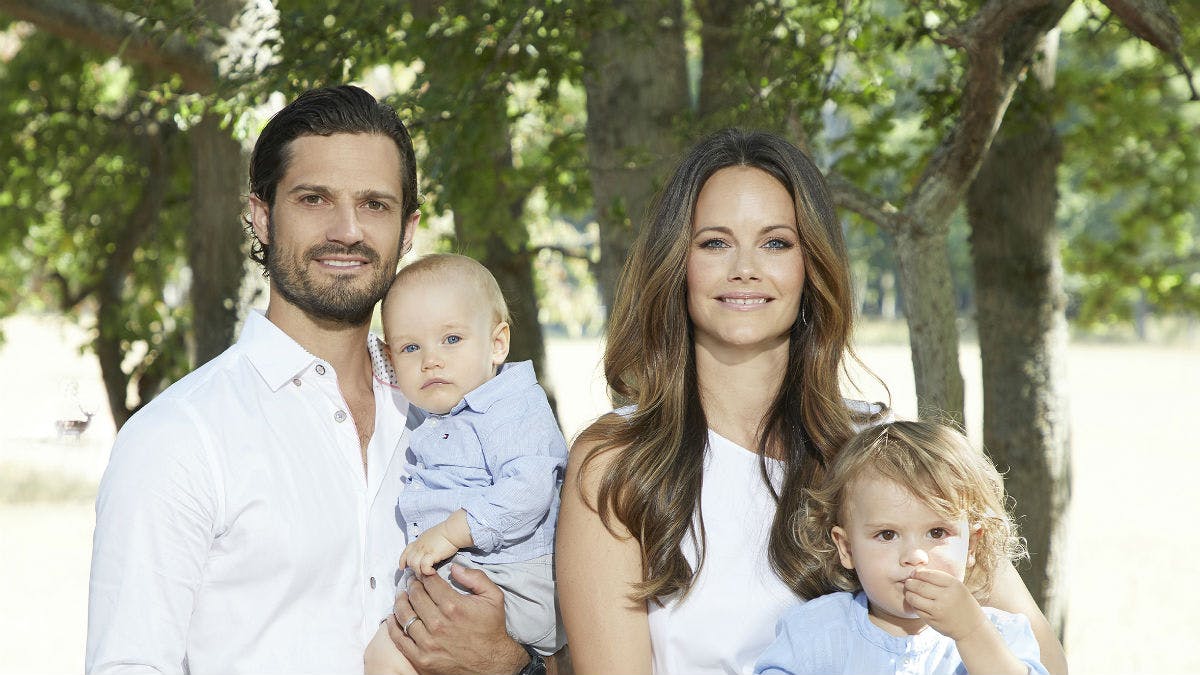 Prins Carl Philip og prinsesse Sofia med deres børn.&nbsp;