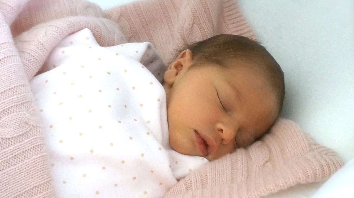 Det første officielle billede af prinsesse Leonore Lilian Maria.