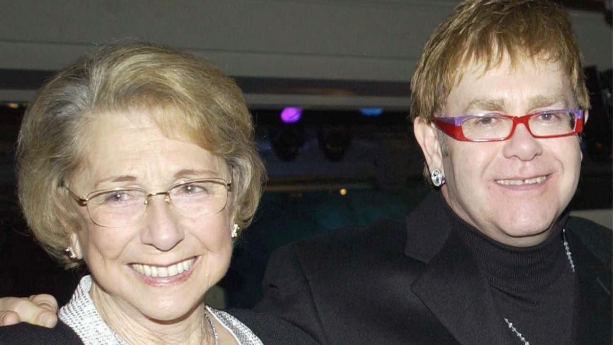 Elton John og Sheila