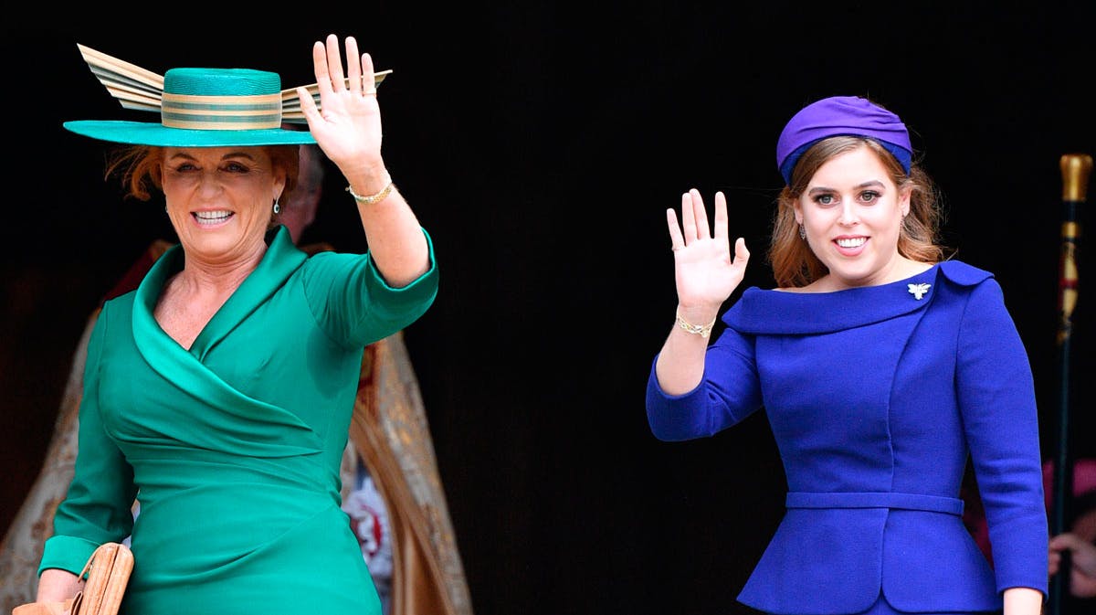 Hertuginde Sarah og prinsesse Beatrice.