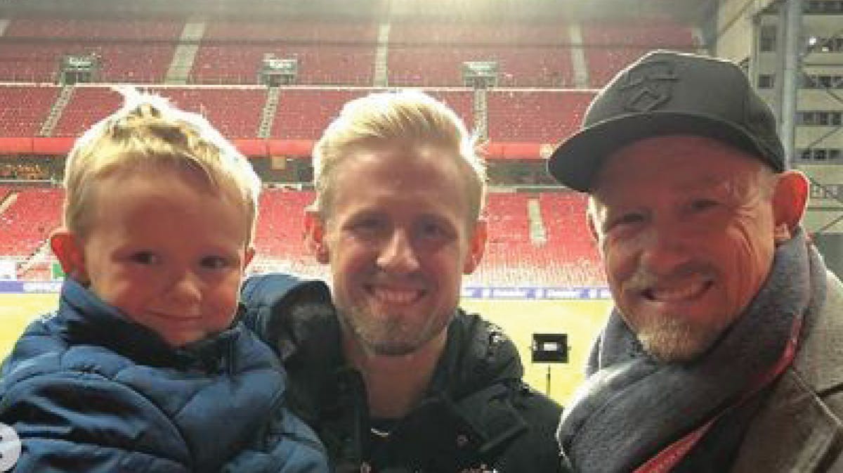 Lille Noah med Kasper og Peter Schmeichel