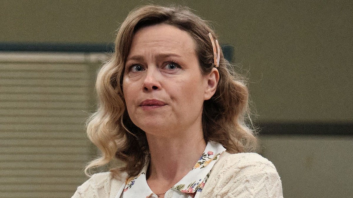 Helle Fagralid i tv-serien "Sommerdahl".