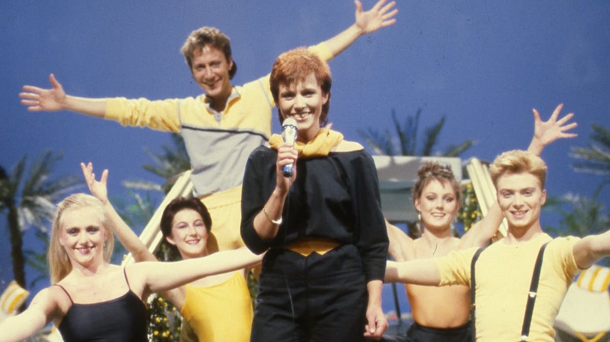 Kirsten Siggaard og Søren Bundgaard vandt Dansk Melodi Grand Prix 1984 med sangen "Det' lige det".