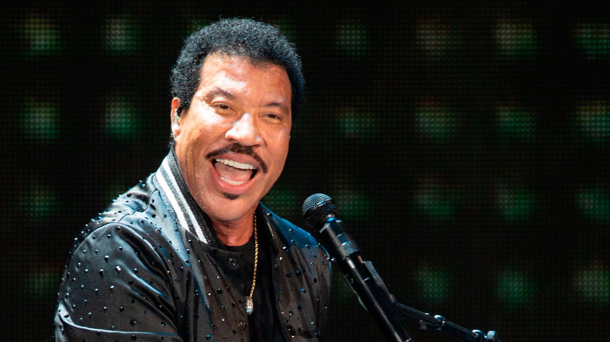 Lionel Richie.