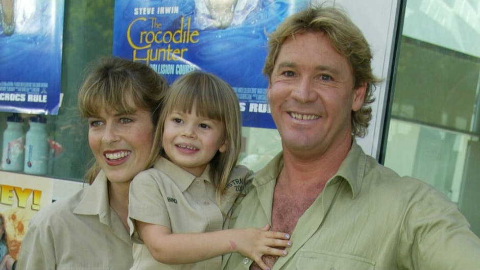 Steve Irwin med hustruen Terri og datteren Bindi i 2002
